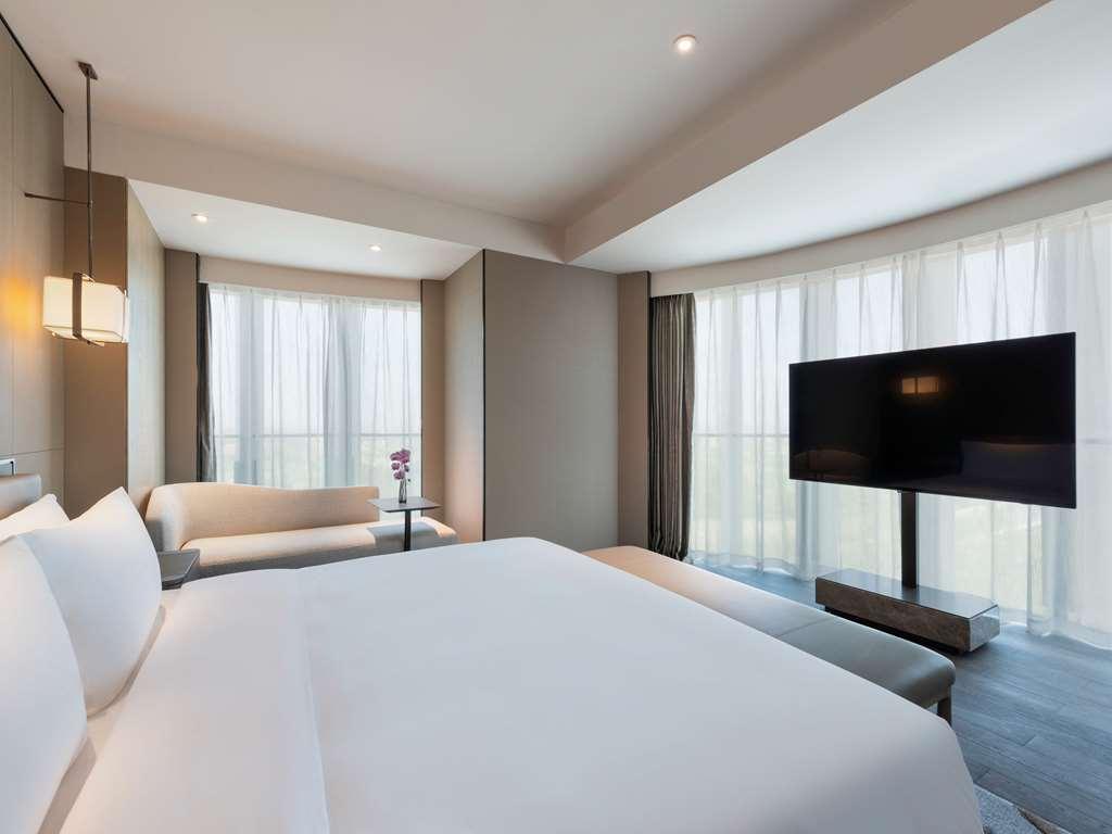 Grand Mercure Shanghai Lingang Номер фото